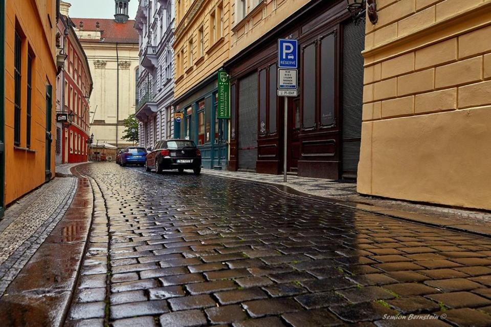 Near The Charles Bridge Apartmán Praha